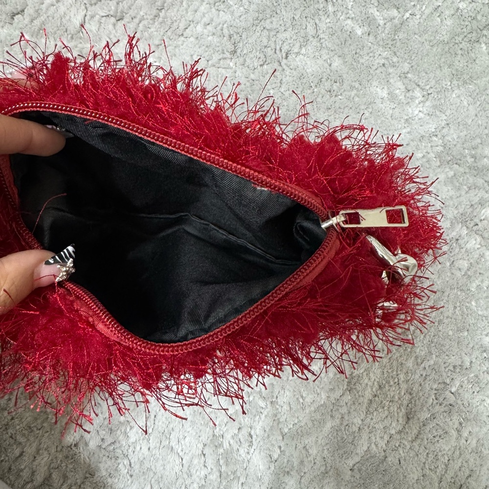 Red shoulder bag - Picture 3 of 3